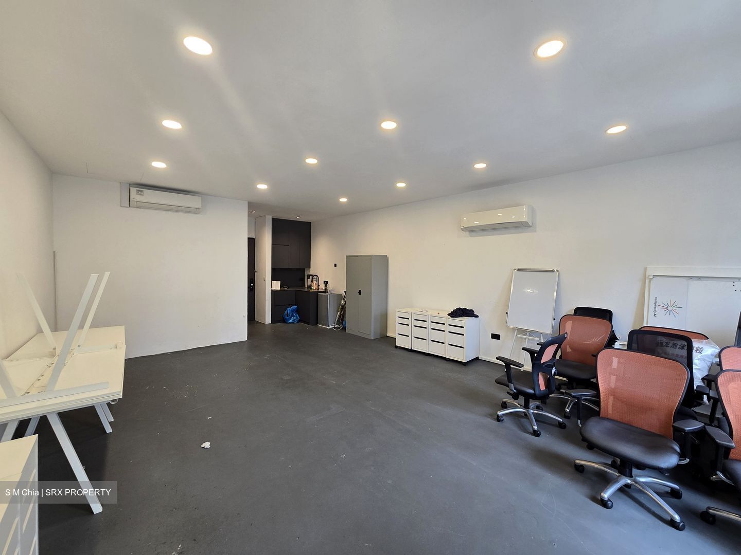 Mohamed Sultan Road (D9), Office #560313701